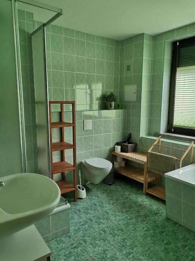 Monteur- Und Ferienwohnung In Hainichen - Obergeschoss Oder Dachgeschoss - Familie Weber Bockendorf Экстерьер фото