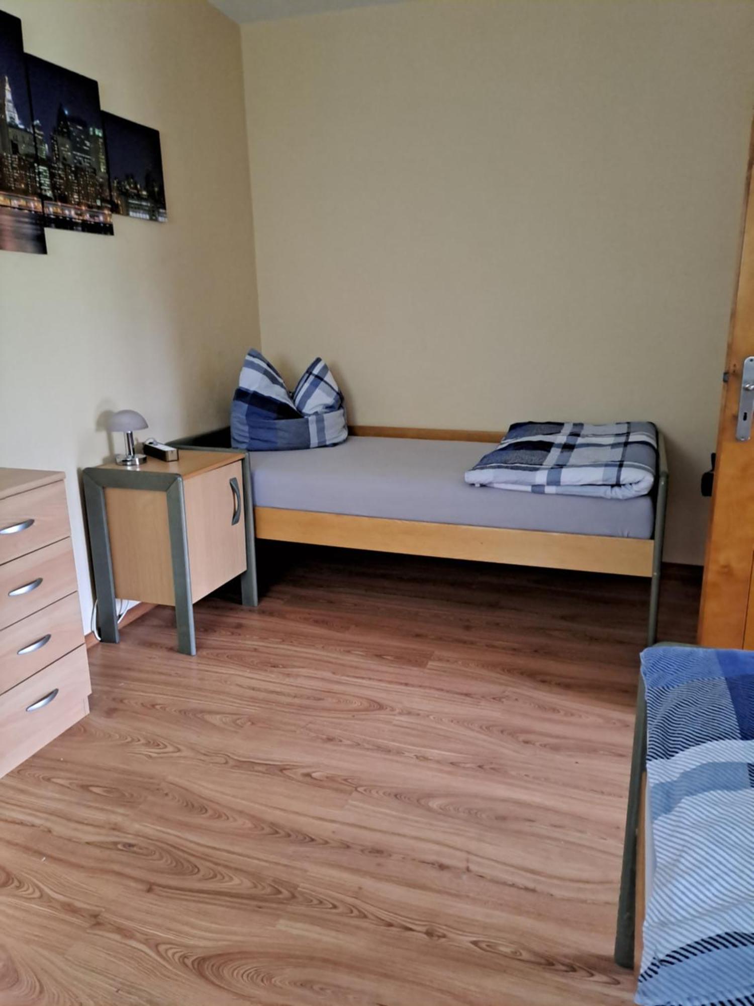 Monteur- Und Ferienwohnung In Hainichen - Obergeschoss Oder Dachgeschoss - Familie Weber Bockendorf Экстерьер фото