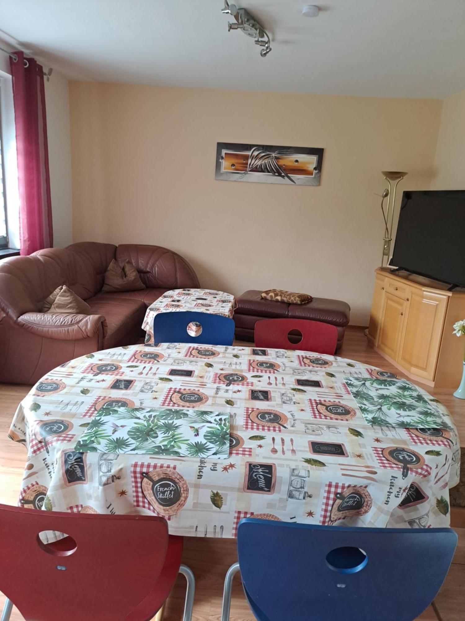 Monteur- Und Ferienwohnung In Hainichen - Obergeschoss Oder Dachgeschoss - Familie Weber Bockendorf Экстерьер фото